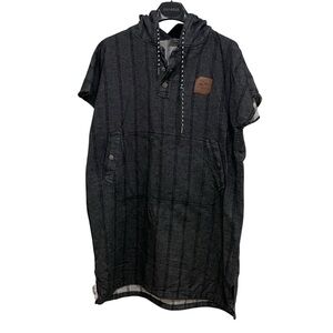 Slowtide Hooded Changing Poncho Charcoal Grey Small / Medium